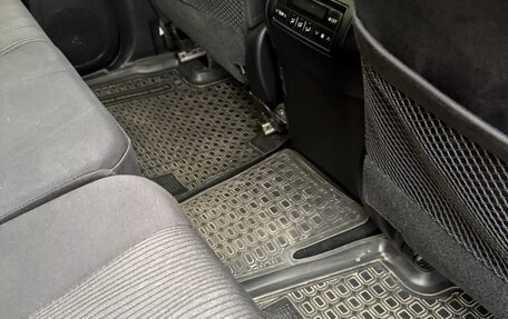 Toyota Land Cruiser Prado 150 рестайлинг 2, 2021 год, 5 690 000 рублей, 9 фотография