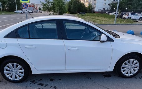 Chevrolet Cruze II, 2014 год, 650 000 рублей, 4 фотография