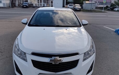 Chevrolet Cruze II, 2014 год, 650 000 рублей, 2 фотография