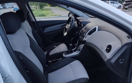 Chevrolet Cruze II, 2014 год, 650 000 рублей, 9 фотография