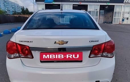Chevrolet Cruze II, 2014 год, 650 000 рублей, 6 фотография