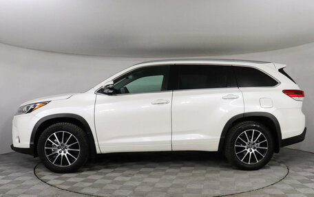 Toyota Highlander III, 2019 год, 3 747 000 рублей, 9 фотография