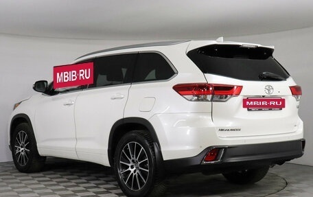 Toyota Highlander III, 2019 год, 3 747 000 рублей, 8 фотография