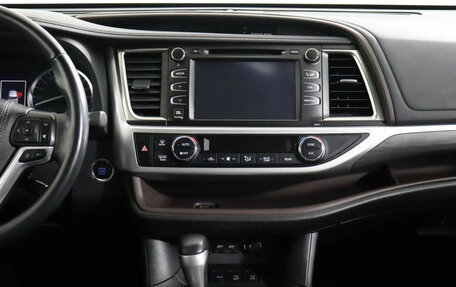 Toyota Highlander III, 2019 год, 3 747 000 рублей, 14 фотография