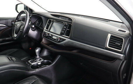 Toyota Highlander III, 2019 год, 3 747 000 рублей, 11 фотография