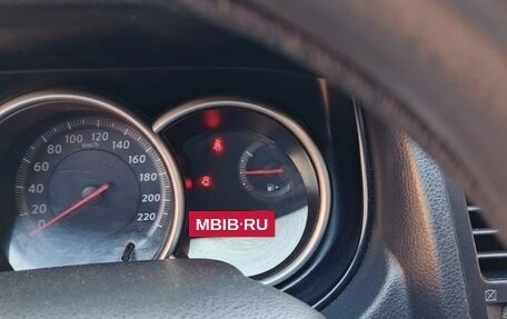 Nissan Tiida, 2012 год, 750 000 рублей, 4 фотография
