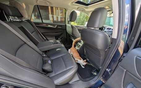 Subaru Outback IV рестайлинг, 2018 год, 2 790 000 рублей, 5 фотография