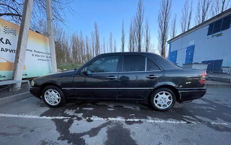 Mercedes-Benz C-Класс, 1993 год, 250 000 рублей, 2 фотография