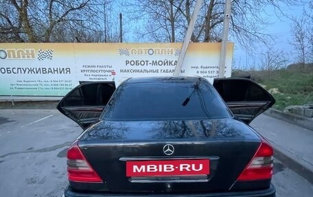 Mercedes-Benz C-Класс, 1993 год, 250 000 рублей, 4 фотография