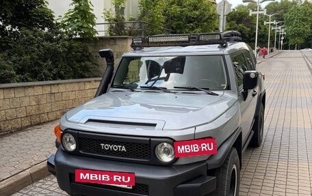 Toyota FJ Cruiser, 2012 год, 7 999 000 рублей, 11 фотография