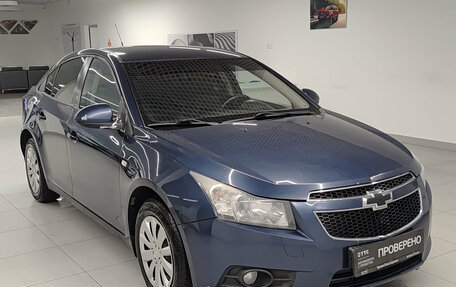 Chevrolet Cruze II, 2011 год, 663 000 рублей, 3 фотография