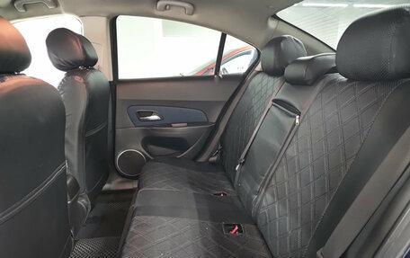 Chevrolet Cruze II, 2011 год, 663 000 рублей, 15 фотография