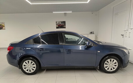 Chevrolet Cruze II, 2011 год, 663 000 рублей, 5 фотография