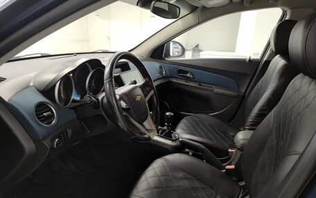Chevrolet Cruze II, 2011 год, 663 000 рублей, 20 фотография