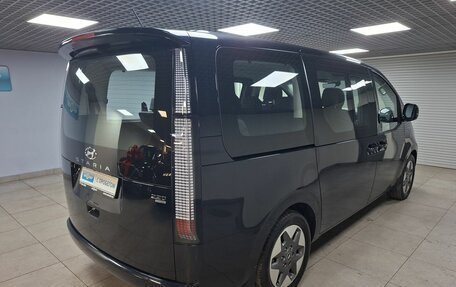 Hyundai Staria, 2021 год, 4 850 000 рублей, 5 фотография