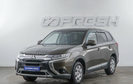 Mitsubishi Outlander III рестайлинг 3, 2018 год, 1 699 046 рублей, 5 фотография