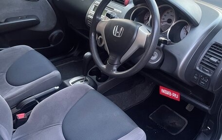 Honda Fit III, 2007 год, 550 000 рублей, 4 фотография