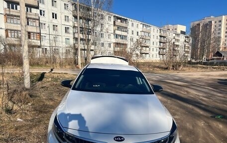 KIA Optima IV, 2020 год, 1 940 000 рублей, 2 фотография