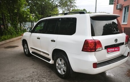 Toyota Land Cruiser 200, 2014 год, 3 000 000 рублей, 4 фотография