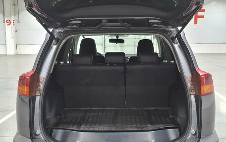 Toyota RAV4, 2015 год, 2 000 000 рублей, 12 фотография