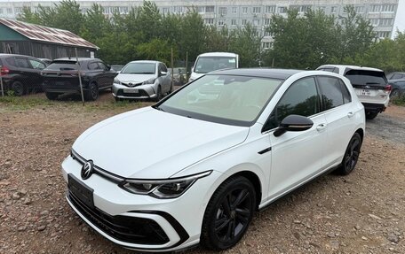 Volkswagen Golf VIII, 2022 год, 1 990 000 рублей, 3 фотография