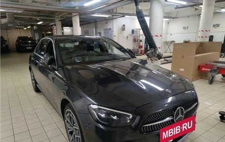 Mercedes-Benz E-Класс, 2021 год, 4 890 000 рублей, 2 фотография