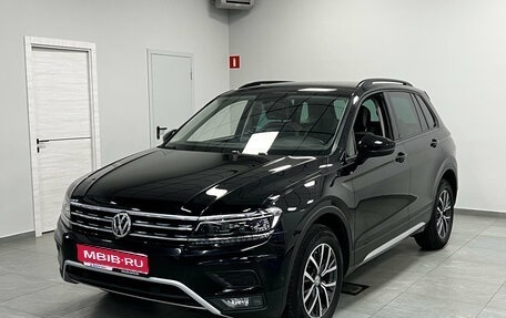 Volkswagen Tiguan II, 2018 год, 2 590 000 рублей, 1 фотография