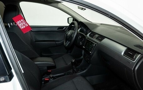 Skoda Rapid I, 2017 год, 990 000 рублей, 6 фотография