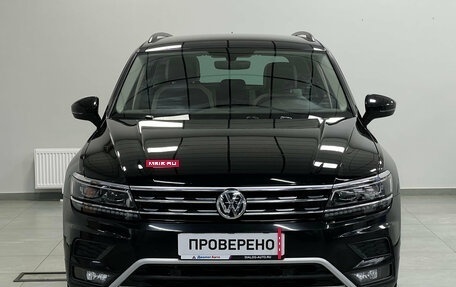 Volkswagen Tiguan II, 2018 год, 2 590 000 рублей, 4 фотография