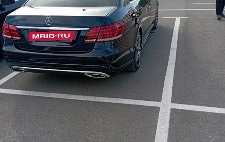 Mercedes-Benz E-Класс, 2014 год, 2 300 000 рублей, 4 фотография