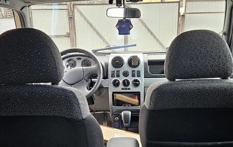 KIA Retona I, 2002 год, 790 000 рублей, 4 фотография