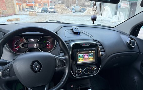Renault Kaptur I рестайлинг, 2019 год, 1 390 000 рублей, 2 фотография