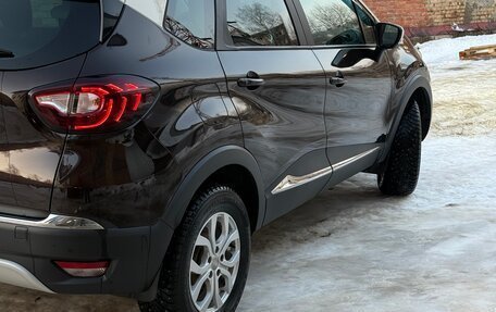 Renault Kaptur I рестайлинг, 2019 год, 1 390 000 рублей, 9 фотография