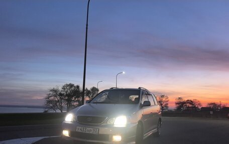 Toyota Gaia, 2002 год, 700 000 рублей, 18 фотография