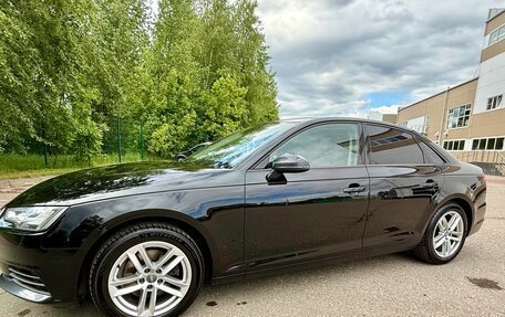 Audi A4, 2019 год, 2 500 000 рублей, 3 фотография