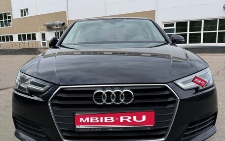 Audi A4, 2019 год, 2 500 000 рублей, 11 фотография