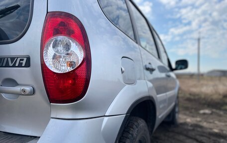 Chevrolet Niva I рестайлинг, 2012 год, 575 000 рублей, 8 фотография