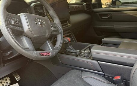 Toyota Tundra, 2025 год, 10 735 000 рублей, 8 фотография