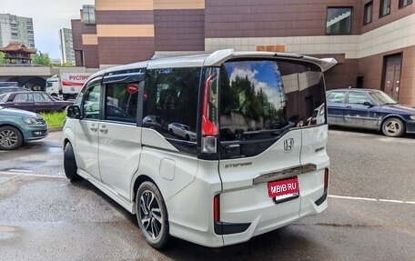 Honda Stepwgn IV, 2017 год, 2 300 000 рублей, 5 фотография