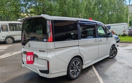 Honda Stepwgn IV, 2017 год, 2 300 000 рублей, 7 фотография