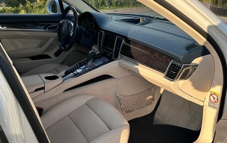 Porsche Panamera II рестайлинг, 2011 год, 3 200 000 рублей, 8 фотография