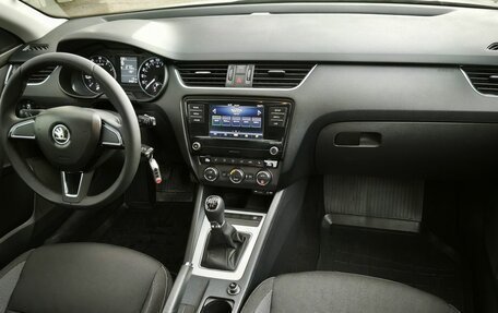 Skoda Octavia, 2017 год, 1 685 000 рублей, 13 фотография