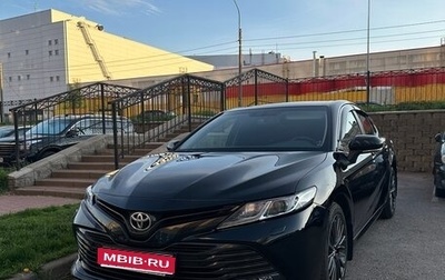 Toyota Camry, 2019 год, 2 350 000 рублей, 1 фотография