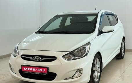 Hyundai Solaris II рестайлинг, 2012 год, 790 000 рублей, 1 фотография