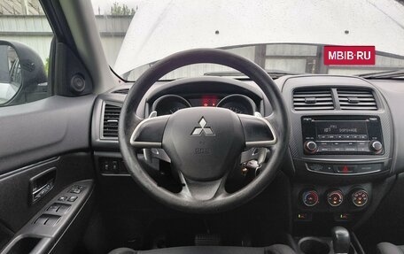 Mitsubishi ASX I рестайлинг, 2015 год, 1 350 000 рублей, 10 фотография