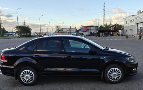 Volkswagen Polo VI (EU Market), 2017 год, 1 390 000 рублей, 2 фотография