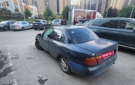 Mitsubishi Carisma I, 1998 год, 90 000 рублей, 4 фотография