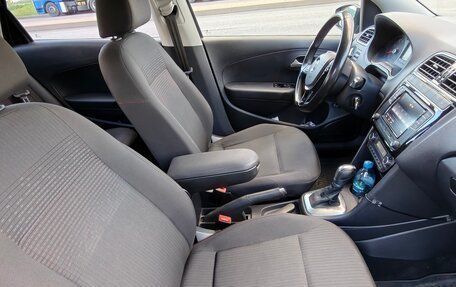 Volkswagen Polo VI (EU Market), 2017 год, 1 390 000 рублей, 8 фотография