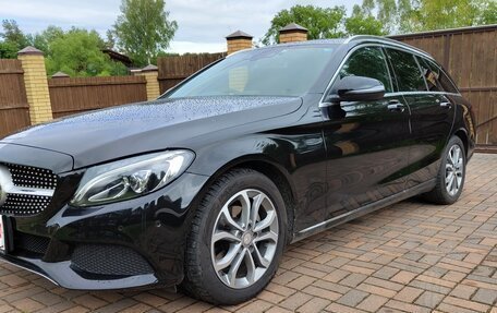 Mercedes-Benz C-Класс, 2015 год, 1 850 000 рублей, 4 фотография