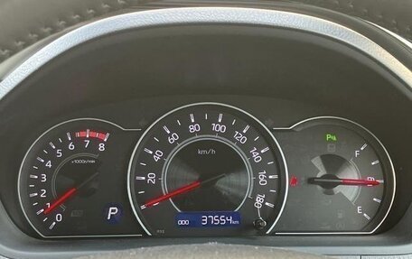 Toyota Noah III, 2021 год, 2 230 000 рублей, 18 фотография